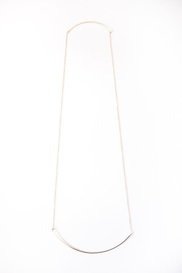 Single Curve Necklace