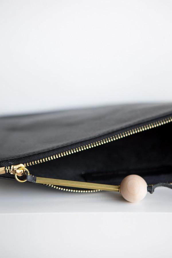 Monserat De Lucca Belota Leather Pouch