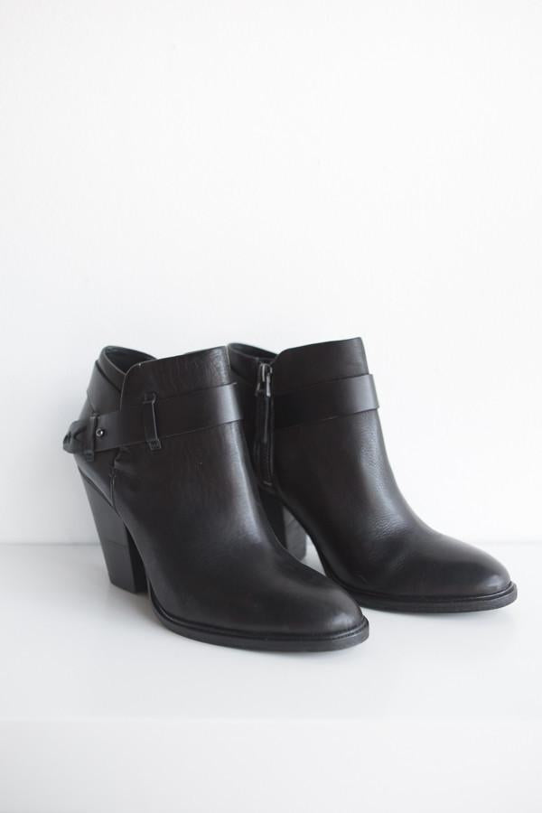 Dolce Vita Haelyn Bootie